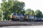 CSX 3056 leads a cut of cars